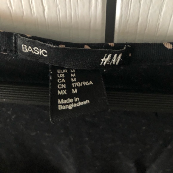 H&M Basics polka dot t-shirt dress - Picture 2 of 3